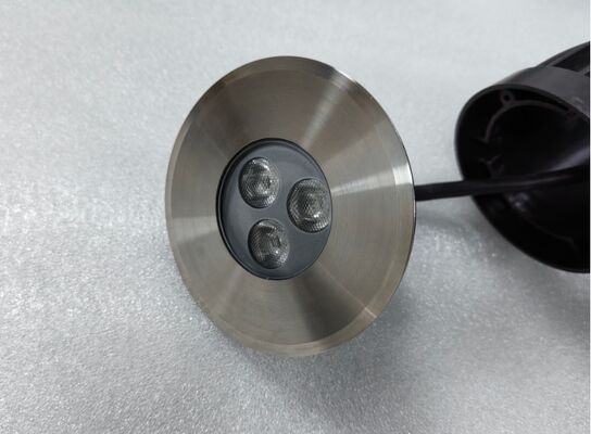 20°C sampai 45°C Lampu kolam renang LED Termasuk IK Grating IK10 dan Berat 0,5KG Menyediakan Solusi Pencahayaan Lama untuk kolam renang