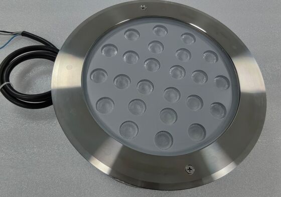50000 Jam Waktu Hidup Lampu kolam renang LED dengan efisiensi cahaya 100lmw Bekerja dalam kisaran suhu 20°C hingga 45°C dan Energi