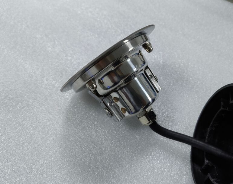 316L Lampu kolam renang LED baja tahan karat dengan diameter 98mm dan kedalaman 88mm dalam sudut balok 15 30 45 60 derajat menyediakan solusi pencahayaan bawah air