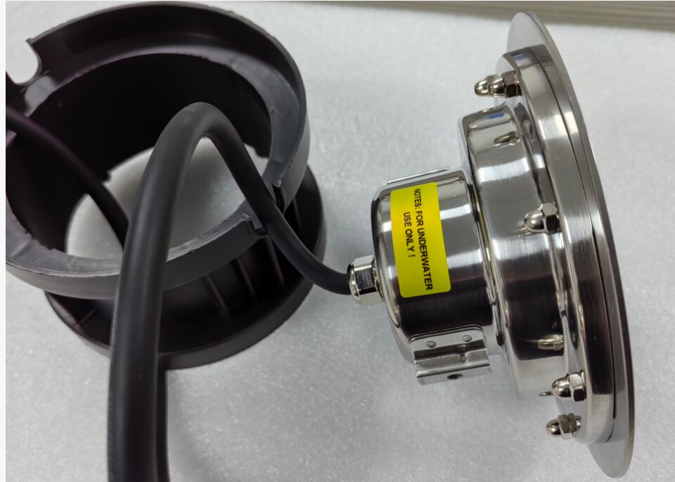 DC24V LED kolam renang pencahayaan Featuring Life Time Lebih dari 50 ribu jam Energi Lampu tahan air Cocok untuk instalasi kolam renang skala besar