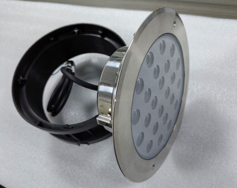 DC24V Lampu kolam renang LED dengan Daya On Off DMX Dali Remote Control Suhu Operasi -20°C hingga 45°C dan Solusi Pencahayaan